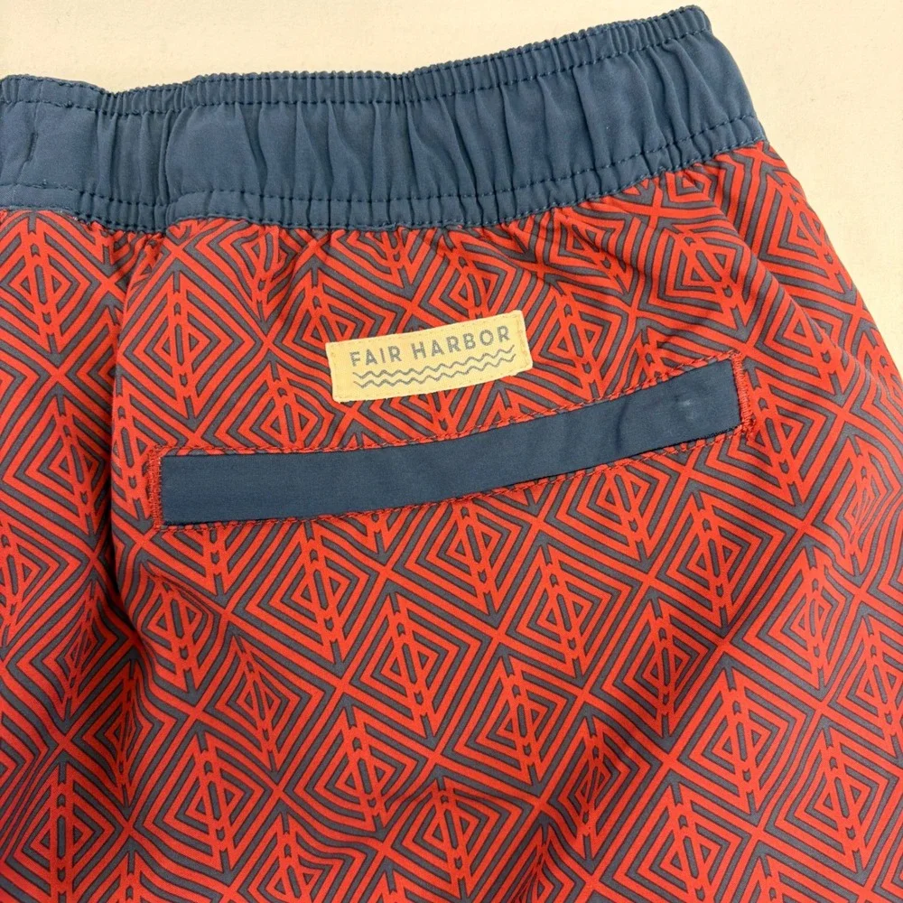 Fair Harbor Swim Trunks Mens Large Red Blue Geometric Lined Board Shorts Beach
